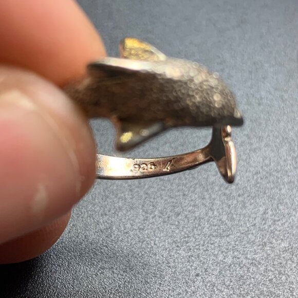 VTG Sterling Silver 925 Diamond Cut Finish Dolphin Design Statement Ring Size 5 - Picture 4 of 11